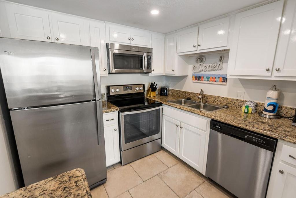 Island Winds East 408 By Albvr - Gorgeous Condo With Million Dollar Views In The Best Location On The Beach ガルフ・ショアーズ エクステリア 写真